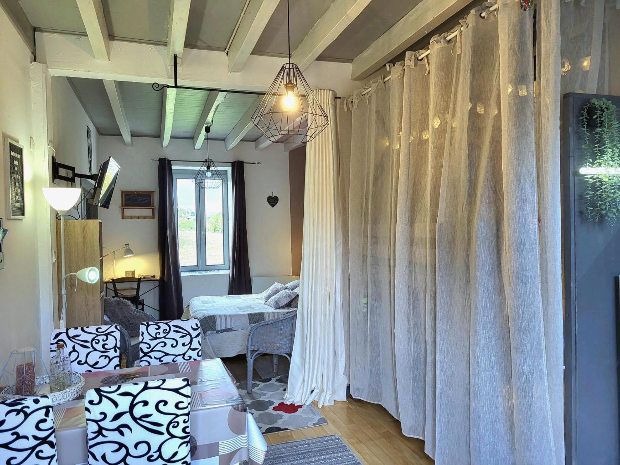 Bed and Breakfast Chez Christy Chemin des Dinots Saint-Bonnet-de-Four Zimmer foto
