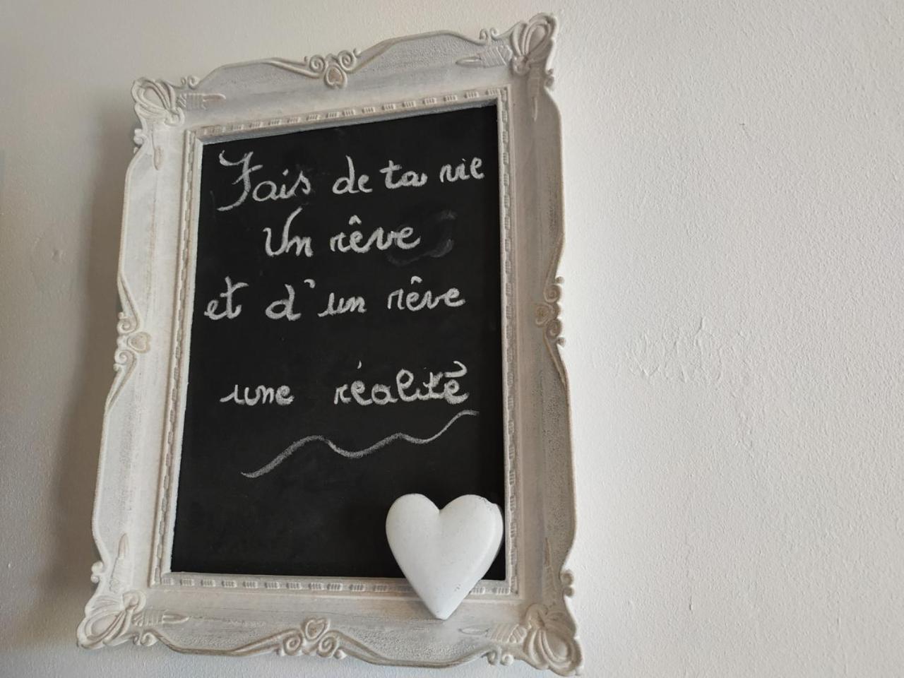 Bed and Breakfast Chez Christy Chemin des Dinots Saint-Bonnet-de-Four Zimmer foto