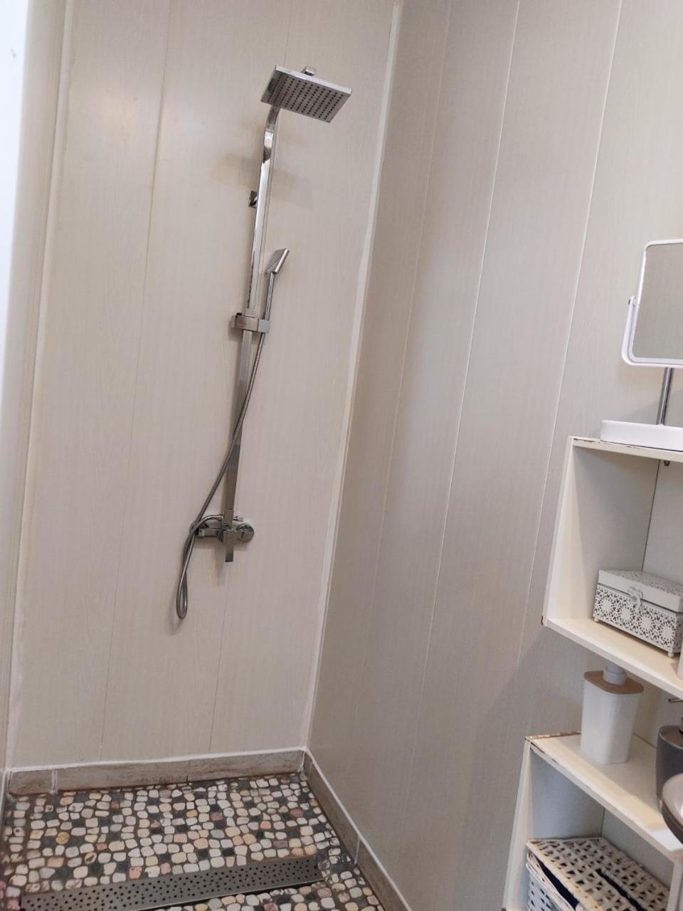 Bed and Breakfast Chez Christy Chemin des Dinots Saint-Bonnet-de-Four Zimmer foto